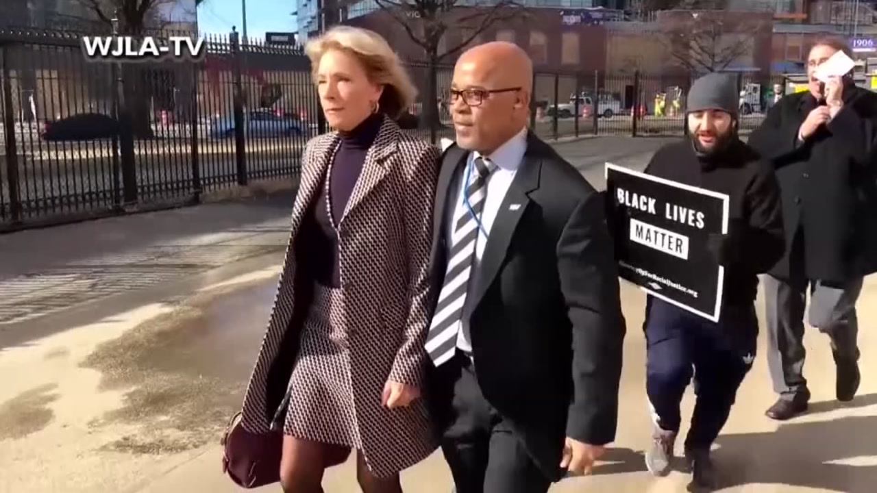 Protestoers block Devos from school visit
